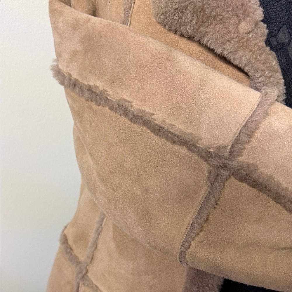 Women's Tan Shearling Jacket - Picture 7 of 14